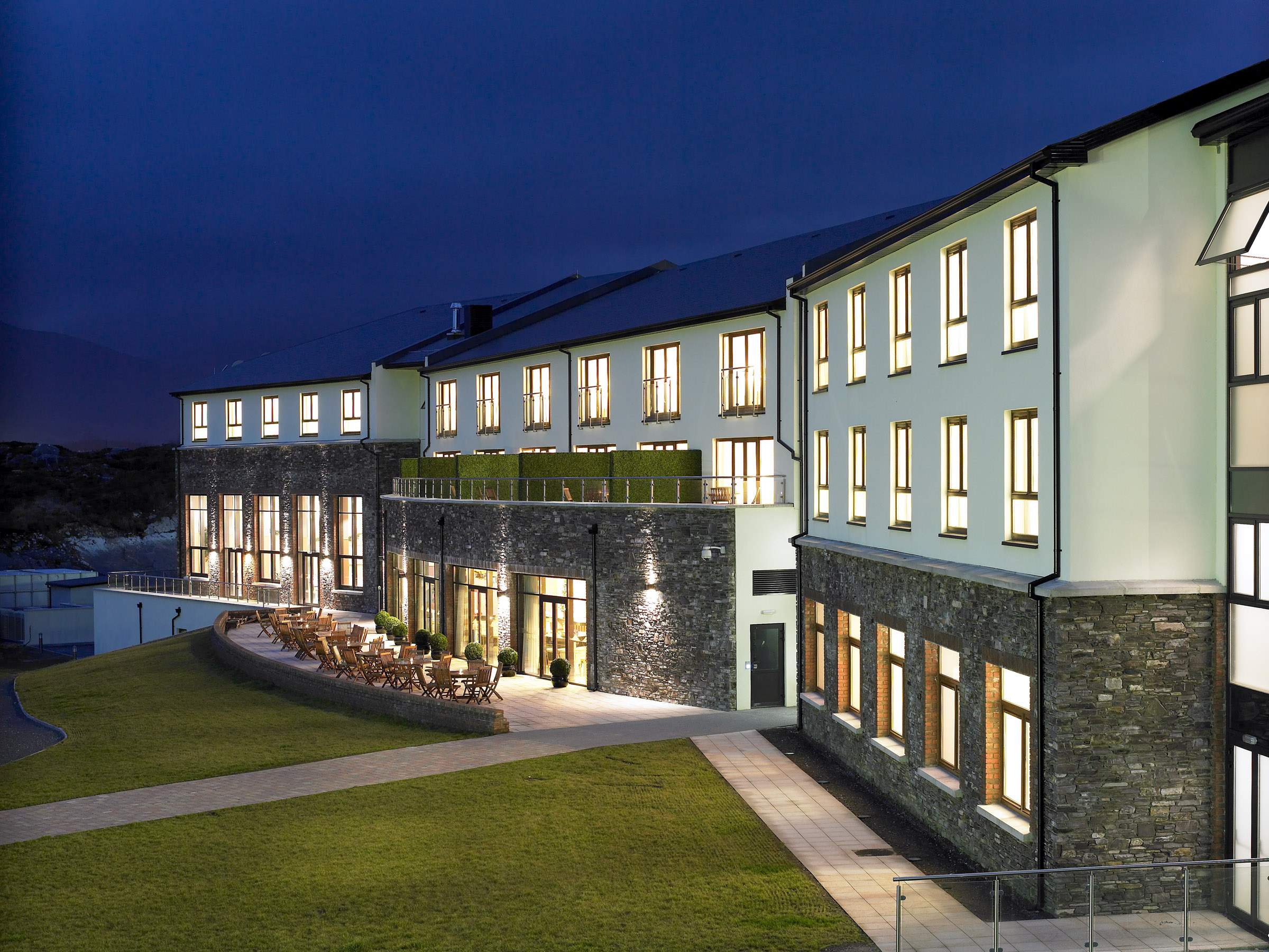 Sneem Hotel at night
